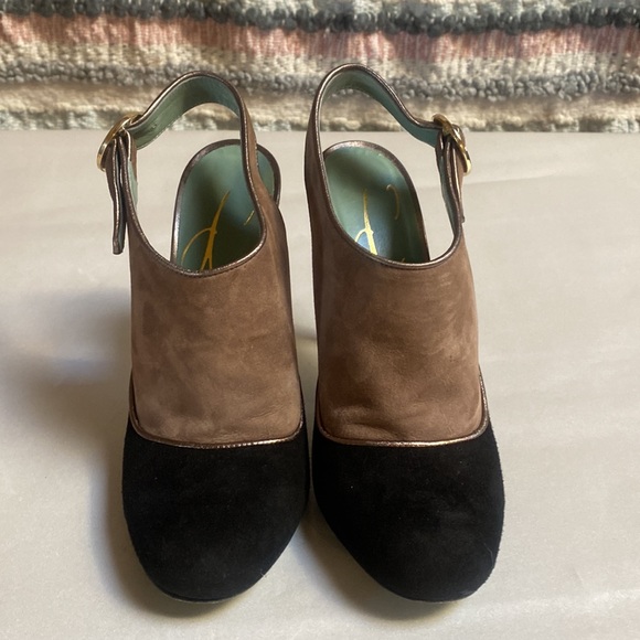 Paola D’Arcano Open Back Stiletto Shoes - Picture 2 of 13